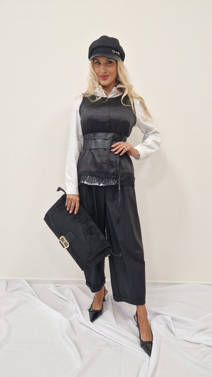 Saténový top s krajkou