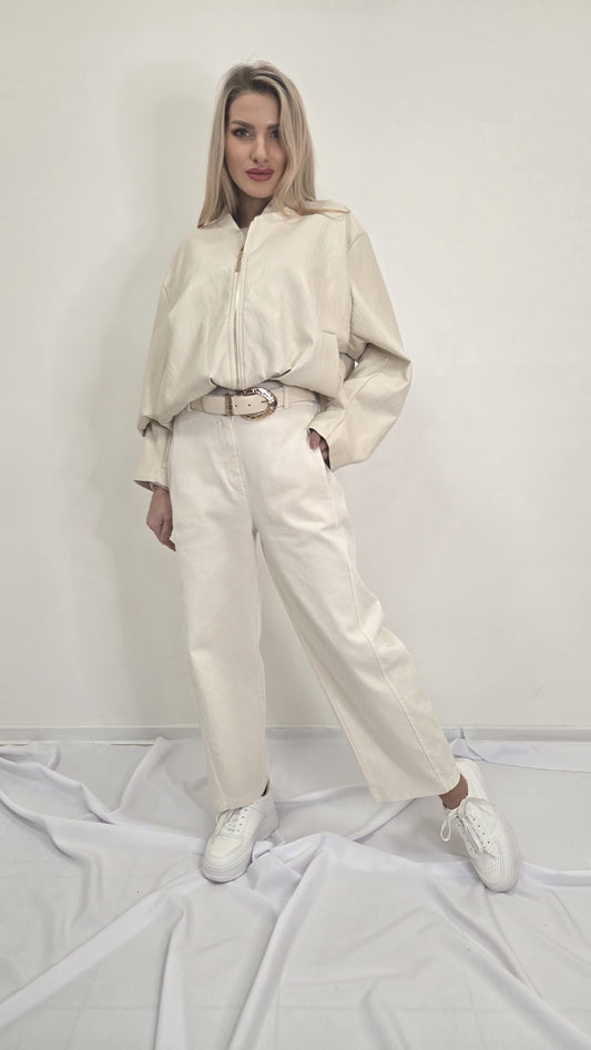 Džínové kalhoty barelového střihu