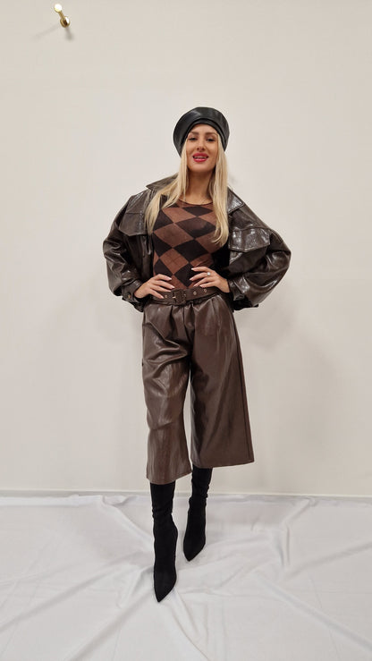 Koženkové kalhoty s páskem