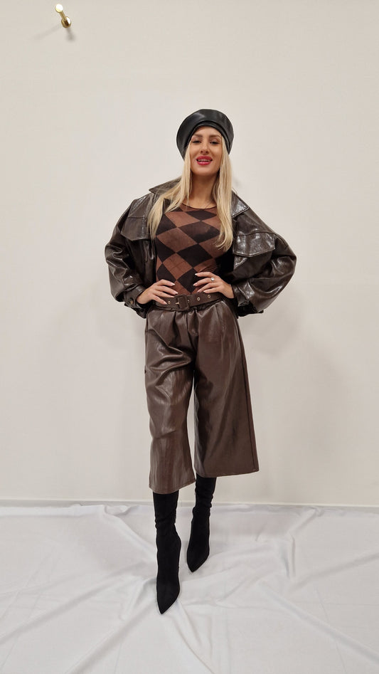 Koženkové kalhoty s páskem